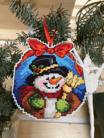 "Christmas Toys" 109CS Counted Cross-Stitch Kit