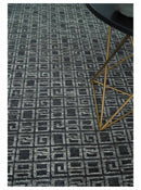 Contemporary Hand carved 8x10 Silver and Charcoal Traditional Geometrical Pattern Hand Knotted Wool Area Rug