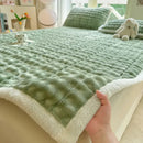 Cozy faux rabbit fur pink & white quilted mattress pad bedroom mat