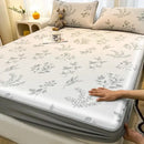 DecorBites™ Cooling Ice Silk Mattress - 3Pcs, High Quality, Simple Pattern, Anti-Wrinkles.