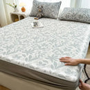 DecorBites™ Cooling Ice Silk Mattress - 3Pcs, High Quality, Simple Pattern, Anti-Wrinkles.