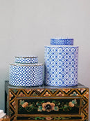 DecorBites™ Chinese Retro Ceramics Golden Vase with Cover for Home Décor and Organization