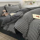 DecorBites™ Cozy Nordic Plaid Bedding Set - Queen/King Size