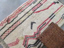 Beige moroccan handmade azilal rug – living room woolen decor