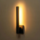 Elris Outdoor Wall Lamp