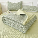 Floral pink & white cartoon small fresh bed sheets bedroom quilt