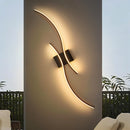 Halis Wireless Wall Lamp