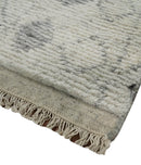 Hand Woven Beige and Gray 2x3 Trellis Moroccan Rug Made with Fine Wool | TRDCP79723