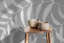 Botanical Wallpaper with a Leaf Pattern in Gray and White - X036