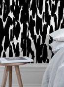 Abstract Wallpaper with Bold Brushstrokes in Black and White - X072
