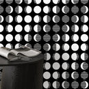 Geometric Wallpaper with Modern Circle Motif in Black and White - D941