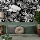 Botanical Wallpaper Featuring Flowers in Black and White - B054