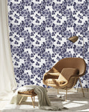 Fashionable White Wallpaper with Flowers