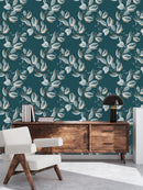 Contemporary Winter Leaves Wallpaper Fashionable