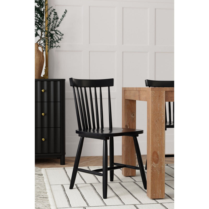 Lyra Set of 2 Windsor Chairs, Black