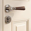 Manus Handle and Lock