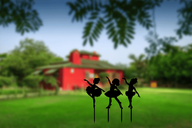 3 Piece Dancing Girls Garden Stakes Metal Art