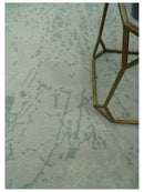 Modern Abstract Gray, Green and Silver Hand loom 4.6x6.6 wool and Art Silk Area Rug