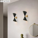 DecorBites™ Modern Double Cone-Shaped Wall Lamp - 2 Lights - Black - Wall Mounted Lighting for Hallway