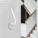 Modern black & white metal kink linear wall light corridor sconce