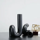DecorBites™ Black Pipe Geometric Resin Twist Knot Figurine - Home Decor Accessory