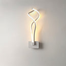 Nava Wall Lamp