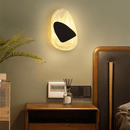 Petra Wall Lamp