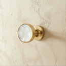Pyient Knob & Pull Bar