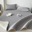 Quilted light green decorbites cooling mat bedroom bedding set