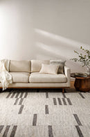 Gleisdorf White Throw