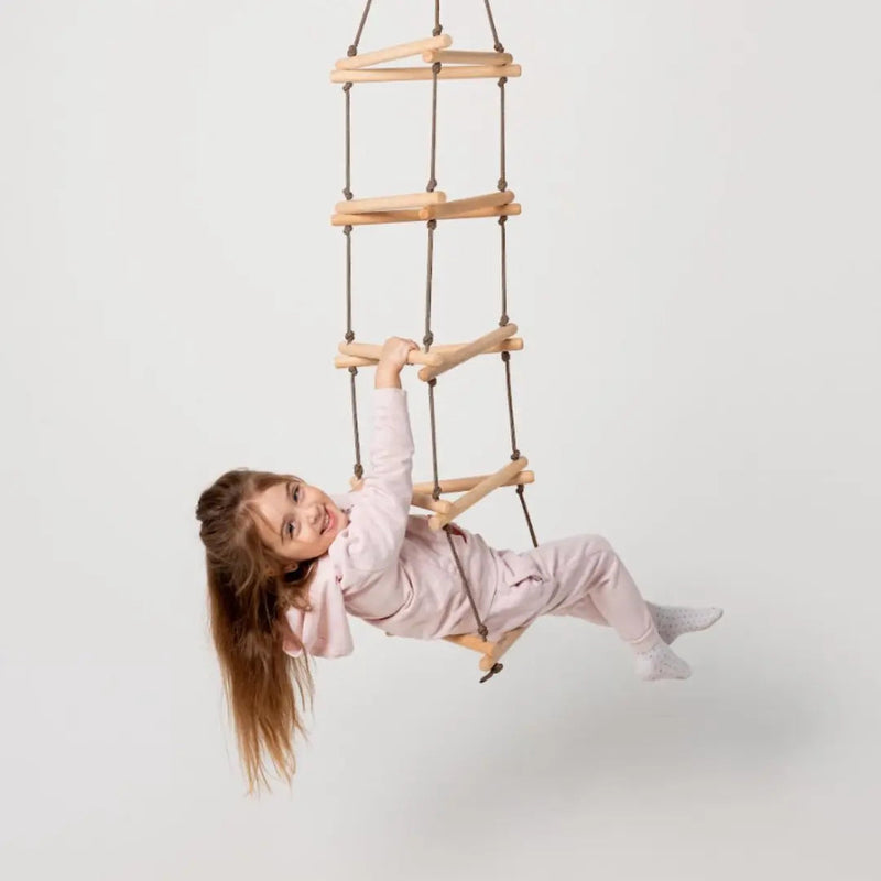 Triangle rope ladder for kids