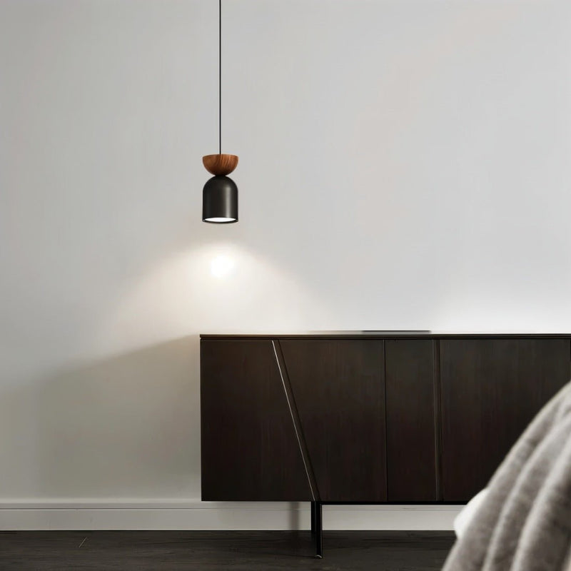 Uvazi Pendant Light