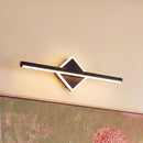 Velnyra Wall Lamp