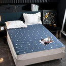 White quilted star pattern waterproof bed protector pad bedroom