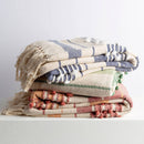 Gotzis Mint Throw