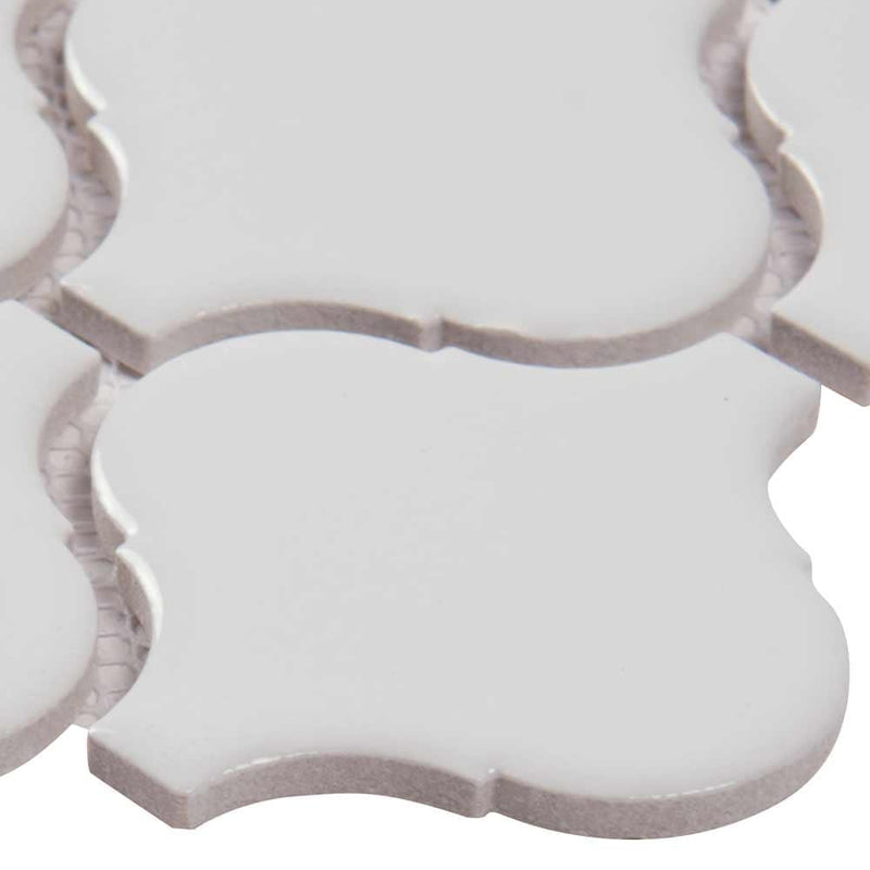 Retro bianco arabesque 9.84X10.63 porcelain mesh mounted mosaic tile SMOT-PT-RETBIA-ARABESQUEM product shot profile view
