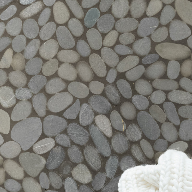 Sliced Island Pebble 12"x12.2" Tumbled Quartz Mosaic Tile - MSI Collection product shot tile view 7