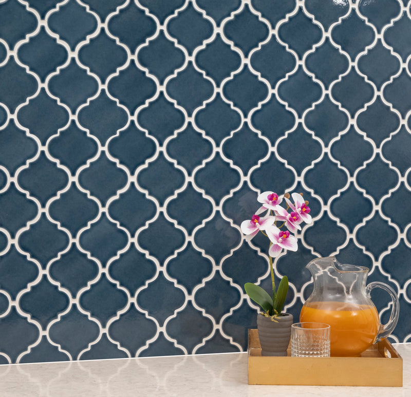 Bay blue  arabesque 10.83 in x 15.50 in ceramic SMOT-PT-BAYBLU-ARABESQ mesh mounted mosaic tile room shot bathroom view 2