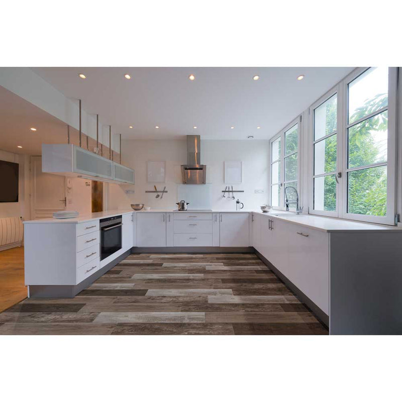 Weathered brina 1 3 thick x 1 3 4 wide x 94 length luxury vinyl reducer molding VTTWEABRI-SR product shot kitchen tile view