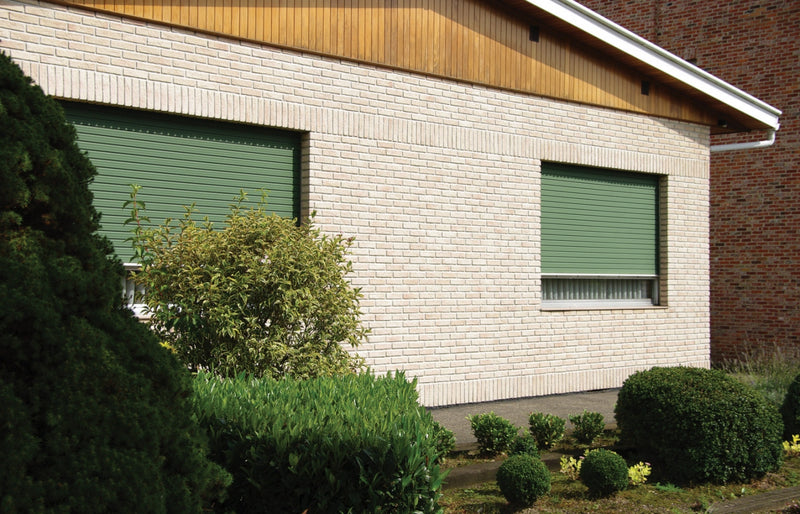 manufactured stone brick veneer slimfix white handmade B05WH 102264 installed on exterior face house